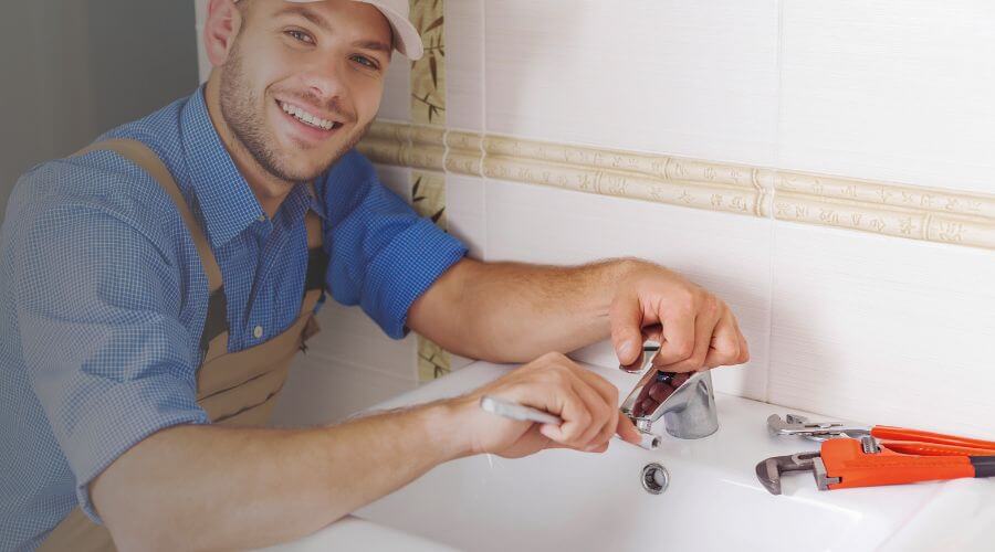 Professional sink repair in Chillicothe, IL